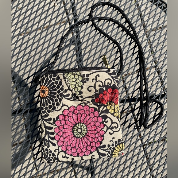 Danny K floral tapestry crossbody - like new - Picture 1 of 3